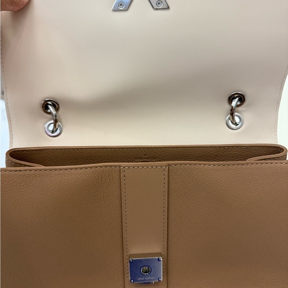 LOUIS VUITTON Very One Handle Sesame Creme - Picture 3 of 4